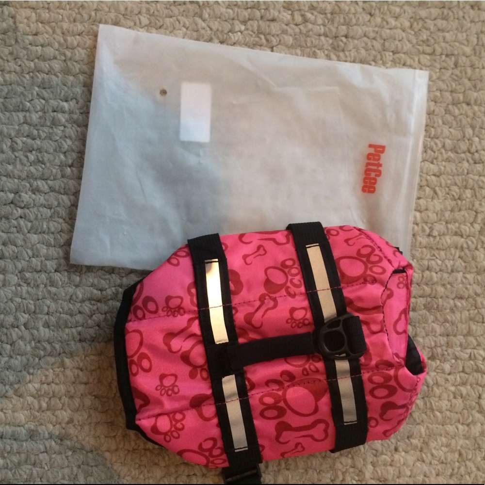 Petcee XS dog life jacket